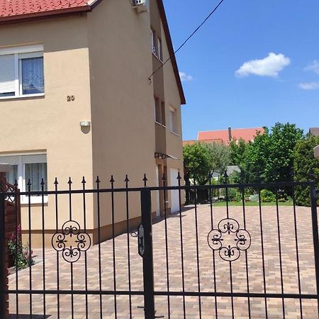 Appartamenti Delle Vacanze Keszthely Eksteriør billede