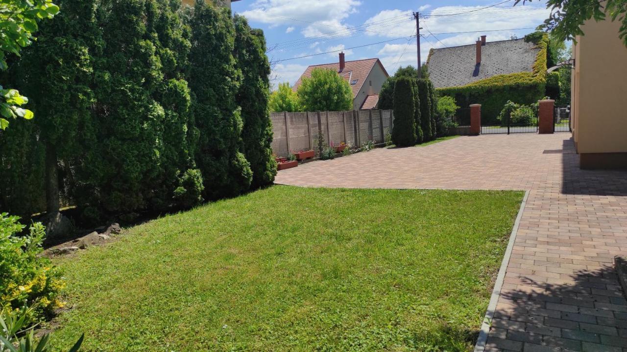 Appartamenti Delle Vacanze Keszthely Eksteriør billede