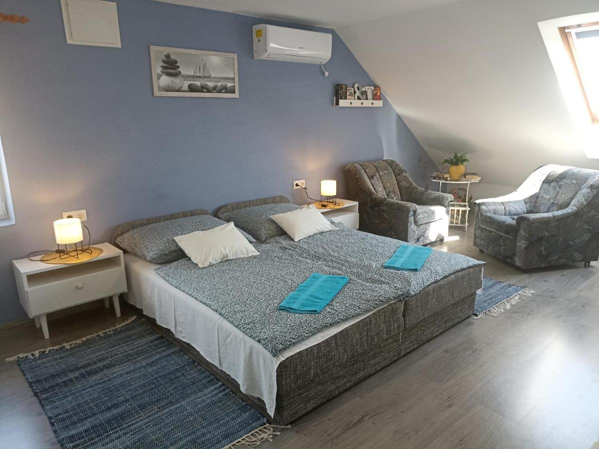 Appartamenti Delle Vacanze Keszthely Eksteriør billede