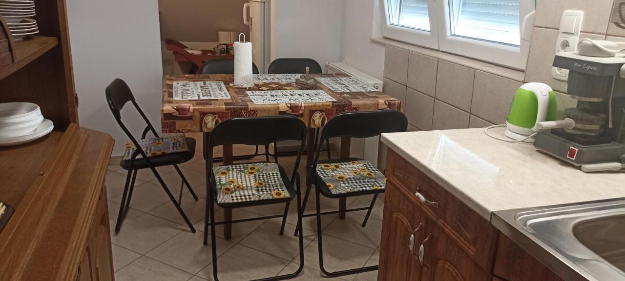 Appartamenti Delle Vacanze Keszthely Eksteriør billede